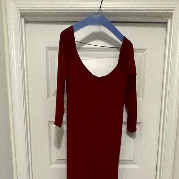 EUC Sew Trendy Fashion & Accessories Maternity & Photoshoot Red Burgundy Gown - Picture 13 of 14